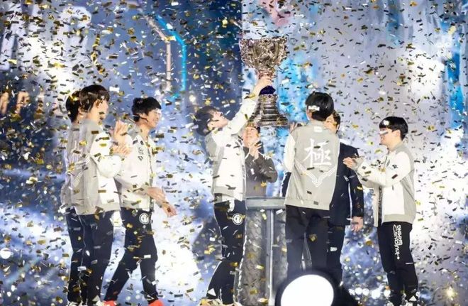 成都蓉城VS云南玉昆直播_成都蓉城VS云南玉昆直播在线观看_成都蓉城VS云南玉昆直播免费直播无插件-24直播网[04月21日]中超前瞻：成都蓉城vs云南玉昆高清免费赛事前瞻